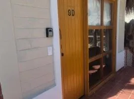 SS 9D Cabana rustica frente al malecon de La Paz
