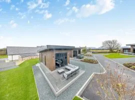 Cybi Lodge 6 - Uk42798