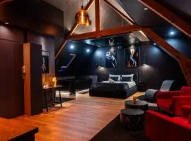 Loveroom Lorient - Balnéo 2 places, Cinéma Privé & Tantra