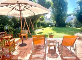 Villa Betty, Hotel in Porto Clementino