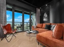 MARGI Velvet Apartament 13TH FLOOR LED CEILING BATH POOL