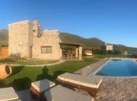 VILLA DEMETRA