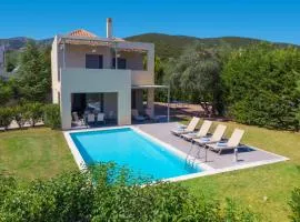 Villa Rubi by Villa Plus