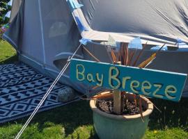 Bay Breeze Bell Tent with Sea view, hotel a St Ives