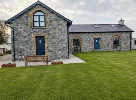 Cozy Countryside Schoolhouse in Mullingar