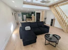 Grand appartement avec terrasse - proche de Verdun