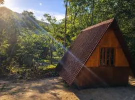 Chalés beira rio ArtCafé Camping