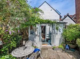 1 Bed in Lymington oc-94751