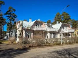 Villa Rosa Seaside Apartment in Hanko