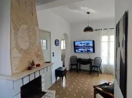 Xenos Estate Apartment