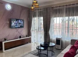 Casa Comfy Leo