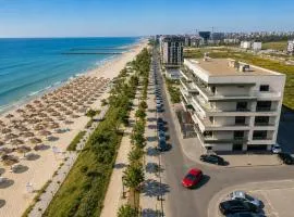 Turquoise Boutique Hotel Mamaia Nord - Cazare aproape de plaja cu gradina, terasa si parcare gratuita