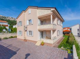 Apartments Mia, hotel v destinaci Baška