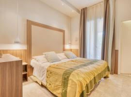 Hotel Everest - Bar e Ristorante, ξενοδοχείο σε Gabicce Mare