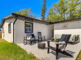 Work & Play in Palmetto! Pet-Friendly Home w/ Yard