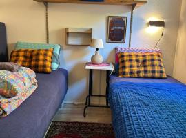 Genbrugsfabrikkens Tiny apartment, hotel i Holbæk