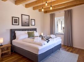 Moselquartier "Winzer-Residenz" exklusive Maisonette `moderne Küche` 2 Balkone` Boxspringbetten, hotel i Piesport