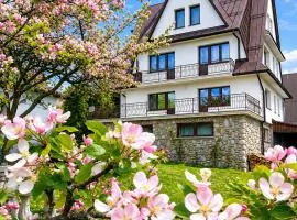 Apartament Kułachówka - Sielskie wakacje na wsi, własny sad, pasieka i ogród