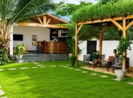 Ahomé Guest house & Lounge