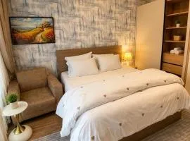 Cozy studio apt at Harmonia residence 6 minutes from the airport