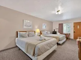 Eagle Motel Suite 115