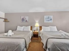 Eagle Motel Suite 120