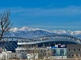 Luxury Home with Rooftop City and Mountain Views Includes Huge Rooftop Patio with Daybed and Firepit