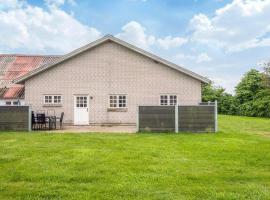 6 person holiday home in Ribe-By Traum, hotel i Ribe