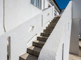 Apartments by the sea Stara Novalja, Pag - 6301, Hotel in Stara Novalja