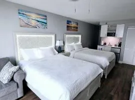 Oceanview 2 Studios adjoining w/pool, kitchenettes