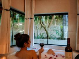 Cabana Allegra Privativa com Hidromassagem Cozinha Churrasqueira e Decoração - Sitio Pauletto, hotel di Jarinu