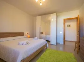 Sweet Holidays - Berchida 6 - spiaggia e centro a piedi a La Caletta