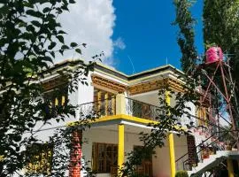 Himalayan Bloom Guest House ,Hunder Nubra Valley