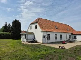 Nederballe 12
