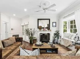 Antara House by Coast Hosting