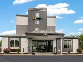 Quality Inn Rochester West