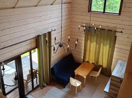 Шалє Ясна садиба, Hotel in Yasenitsa Zamkova