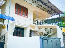 Aromal Homestay
