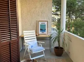 Fellini-Boho chic apartment-with Sea View