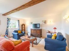 Charming 3 Bed Home in Peaceful Rural Village - Pass the Keys