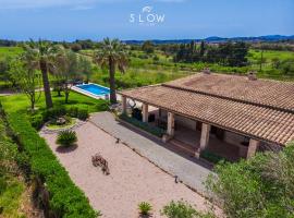 Villa Son Segi By Slow Villas, hotel di Sa Coma