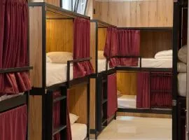 Senda Hostel Retiro - Atocha & Madrid Centro