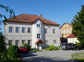 Penzion Poodří, hotell med parkeringsplass i Suchdol nad Odrou