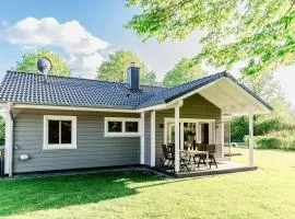 Fördezauber - Ruhiges Ferienhaus mit eingezäuntem Garten und Kamin