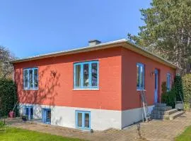 2 Bedroom Nice Home In Hundested