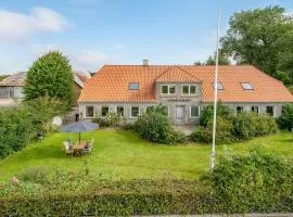 Gorgeous Home In Sydals With Wifi