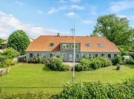 5 Bedroom Lovely Home In Sydals