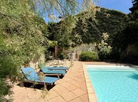Villa authentique du 17e siècle avec piscine privée