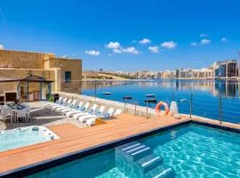 Valletta Waterfront Villa with Pool and Jacuzzi