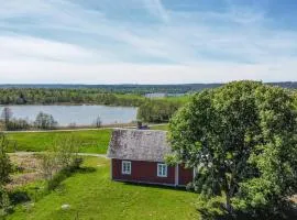 Nice Home In Mellerud With Wifi